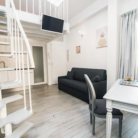Le Madeleine Apartment